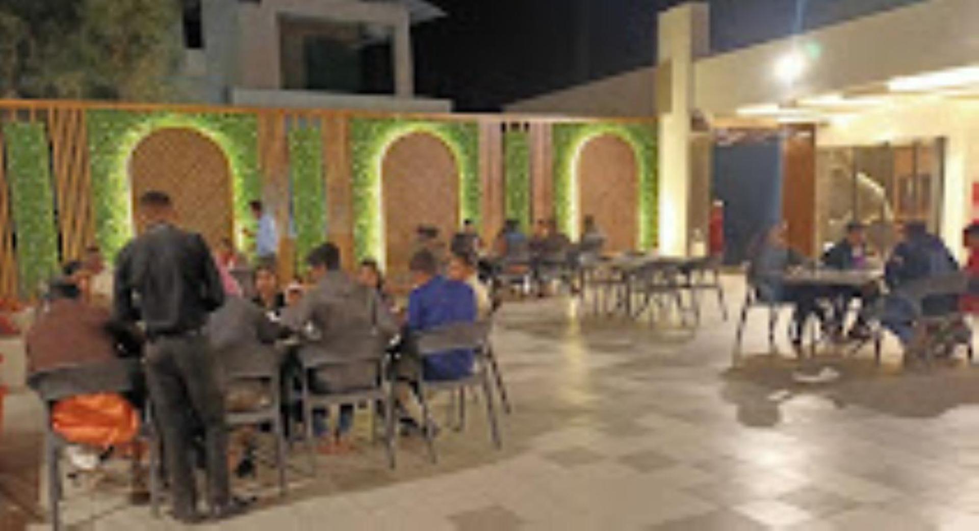 Hotel Rasraj , Dhule Esterno foto